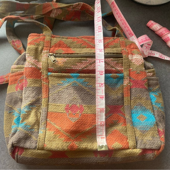 Stylish Multicolor Aztec print shoulder bag - Picture 6 of 6